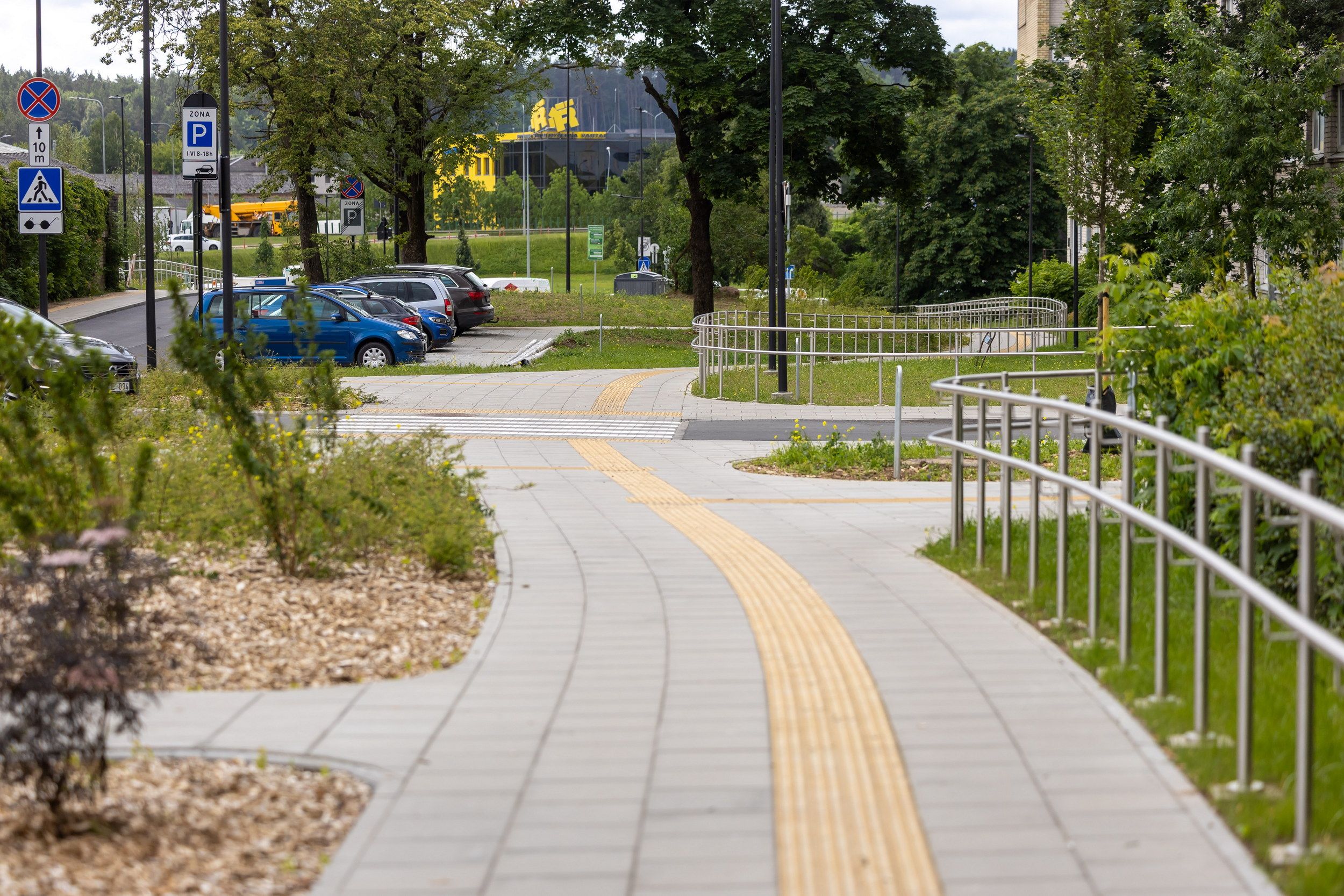 Pėsčiųjų Infrastruktūra, Skroblų G.