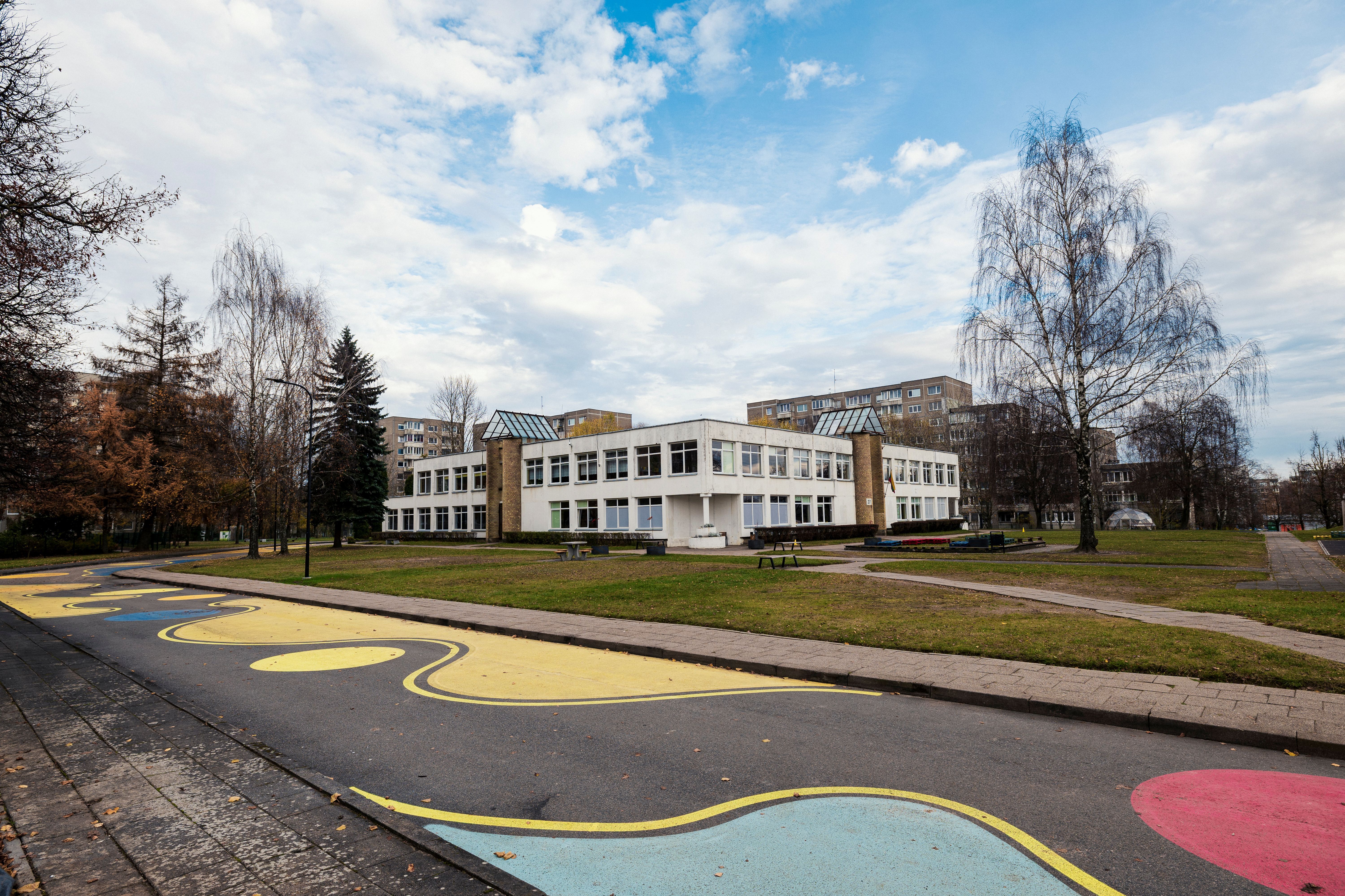 Medeinos Pradinė Mokykla 4. Vilniaus Vystymo Kompanijos Nuotr